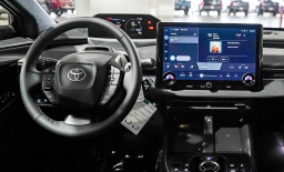 Toyota bZ Limited AWD (Natl) 2026