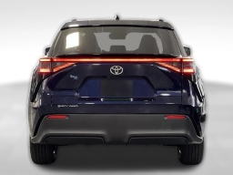 Toyota bZ XLE AWD (Natl) 2026
