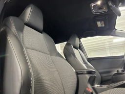 Toyota bZ XLE AWD (Natl) 2026