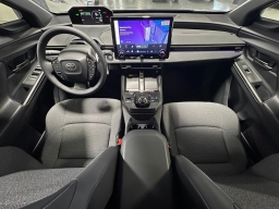 Toyota bZ XLE AWD (Natl) 2026
