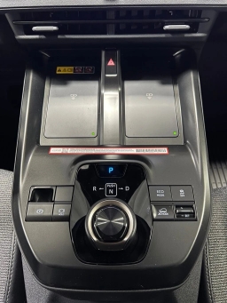 Toyota bZ XLE AWD (Natl) 2026
