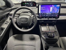 Toyota bZ XLE AWD (Natl) 2026