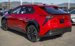 Toyota bZ Limited AWD (Natl) 2026