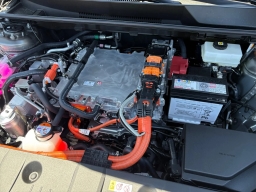 Toyota bZ XLE AWD (Natl) 2026