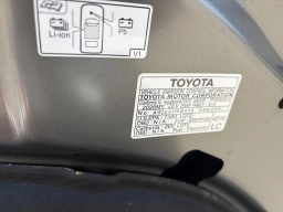 Toyota bZ XLE AWD (Natl) 2026