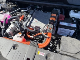 Toyota bZ XLE FWD (Natl) 2026
