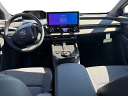 Toyota bZ XLE FWD (Natl) 2026