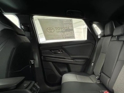 Toyota bZ XLE FWD (Natl) 2026
