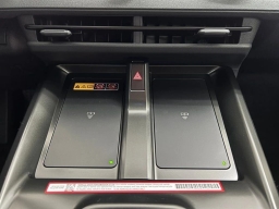 Toyota bZ XLE FWD (Natl) 2026