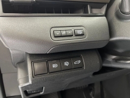 Toyota bZ XLE FWD (Natl) 2026
