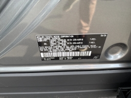 Toyota bZ XLE FWD (Natl) 2026