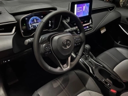 Toyota Corolla Hatchback XSE CVT (Natl) 2026