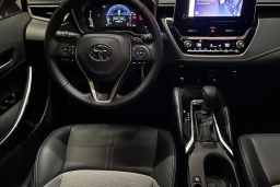 Toyota Corolla Hatchback XSE CVT (Natl) 2026