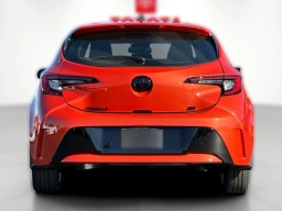 Toyota Corolla Hatchback SE CVT (Natl) 2026