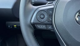 Toyota Corolla Hatchback SE CVT (Natl) 2026