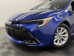 Toyota Corolla Hatchback SE CVT (Natl) 2026
