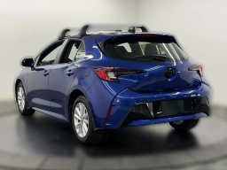 Toyota Corolla Hatchback SE CVT (Natl) 2026