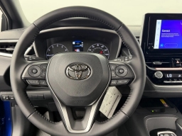 Toyota Corolla Hatchback SE CVT (Natl) 2026