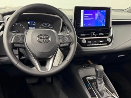 Toyota Corolla Hatchback SE CVT (Natl) 2026