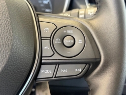 Toyota Corolla Hatchback SE CVT (Natl) 2026