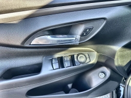 Buick Envista Avenir FWD 4dr 2026