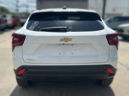 Chevrolet Trax LS FWD 4dr 2026