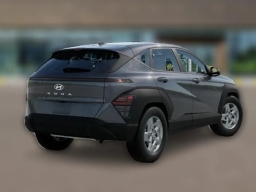 Hyundai Kona SE FWD 2026