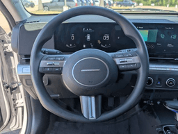 Hyundai Kona SE FWD 2026