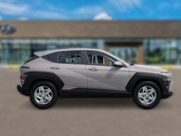 Hyundai Kona SE FWD 2026