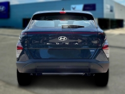 Hyundai Kona SE AWD 2026