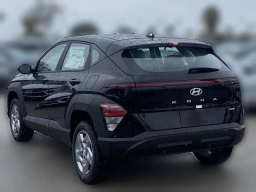 Hyundai Kona SE AWD 2026