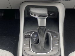 Hyundai Kona SE AWD 2026
