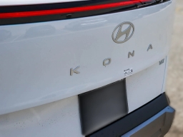 Hyundai Kona SEL Premium FWD 2026