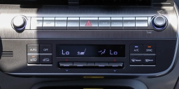 Hyundai Kona SEL Premium FWD 2026