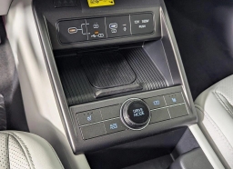 Hyundai Kona SEL Premium FWD 2026
