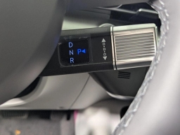 Hyundai Kona SEL Premium FWD 2026
