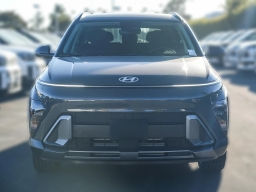 Hyundai Kona SEL Premium FWD 2026