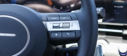 Hyundai Kona SEL Premium FWD 2026