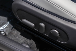 Hyundai Kona SEL Premium FWD 2026