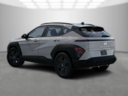 Hyundai Kona SEL Premium FWD 2026