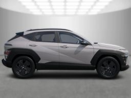 Hyundai Kona SEL Premium FWD 2026