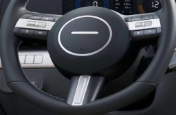 Hyundai Kona SEL Premium FWD 2026