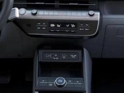 Hyundai Kona SEL Premium FWD 2026