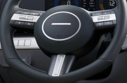 Hyundai Kona SEL Premium FWD 2026