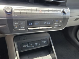 Hyundai Kona Limited FWD 2026