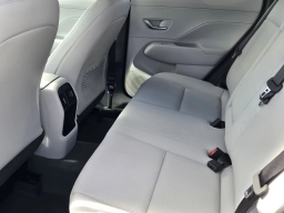 Hyundai Kona Limited FWD 2026