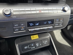 Hyundai Kona Limited FWD 2026