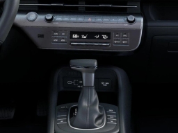 Hyundai Kona SEL Sport FWD 2027