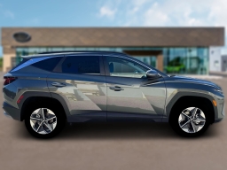 Hyundai Tucson Hybrid SEL AWD 2026