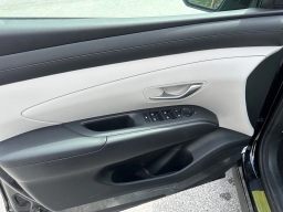 Hyundai Tucson Hybrid SEL AWD 2026